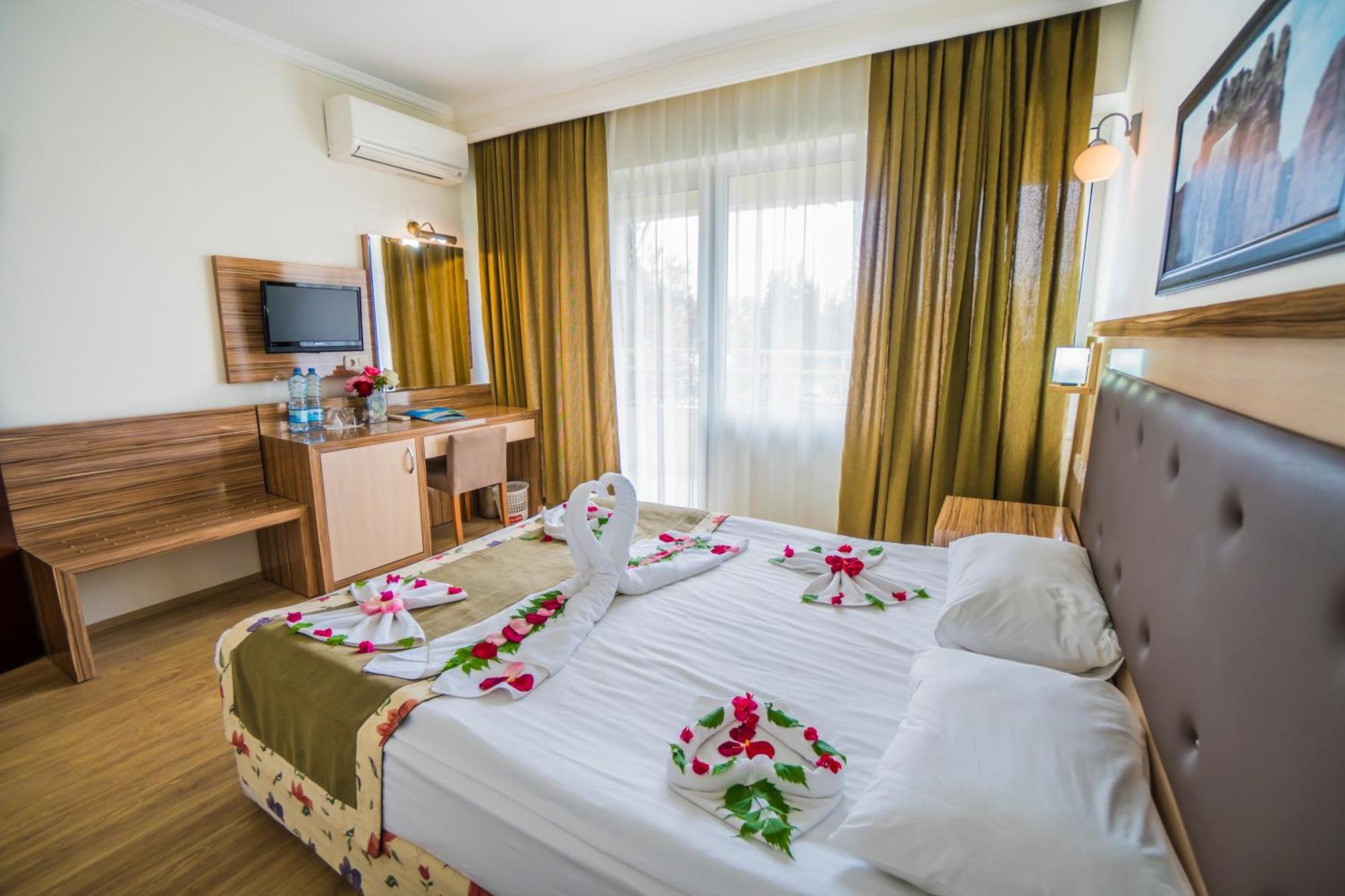 Venus Bieno Hotel Side Ngoại thất bức ảnh